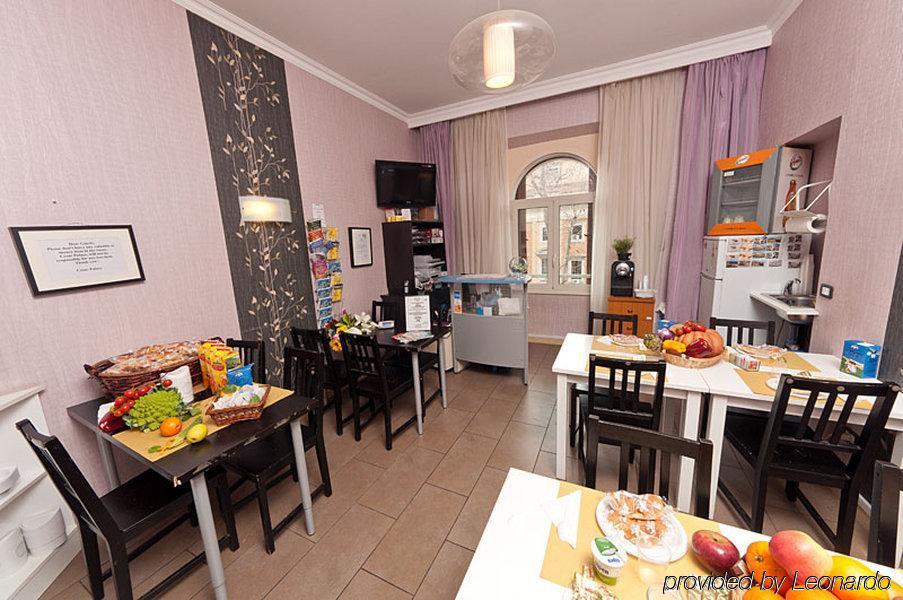 Cesar Palace Guesthouse Roma Restaurant bilde